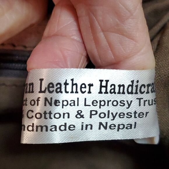 NLT Himalayan HNd crafts purse. Great‎ little bag. Natural colors. Should… - Picture 11 of 12